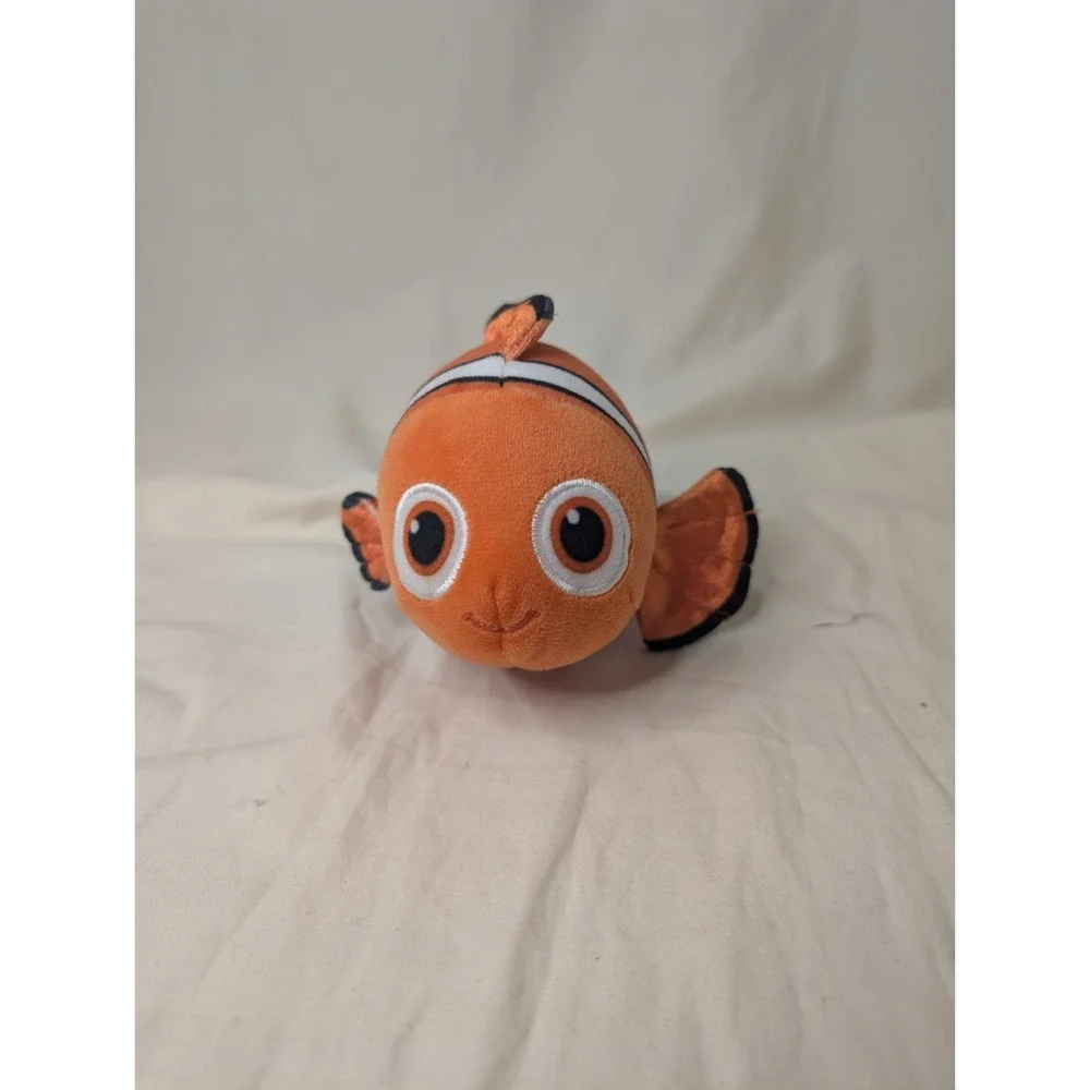 Disney Finding Dory Nemo Bean Bottom Plush By‎ BANDAI 6